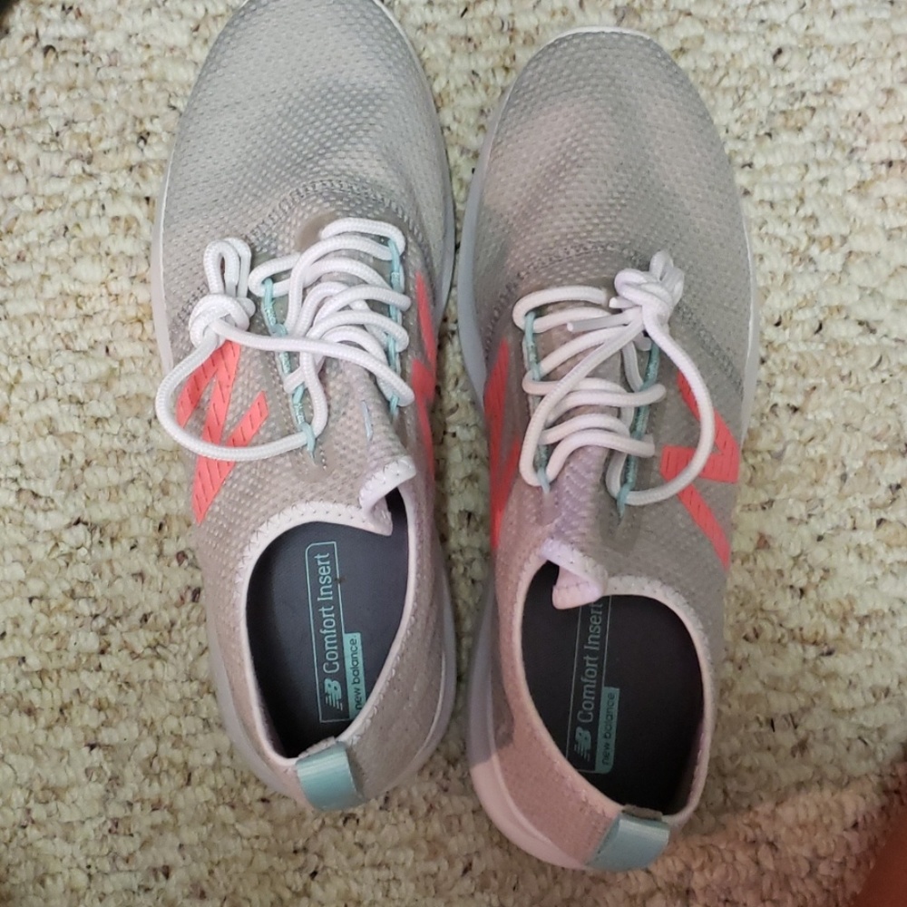 NB tennis shoes